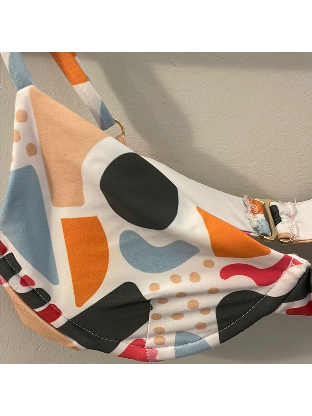 Beachroit Colorful Abstract pattern Bikini Top - Picture 2 of 6